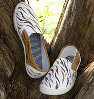 Brown Sugar Tiger Canvas Shoes